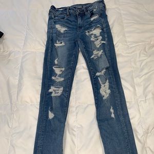 High Wasted American Eagle Jeans